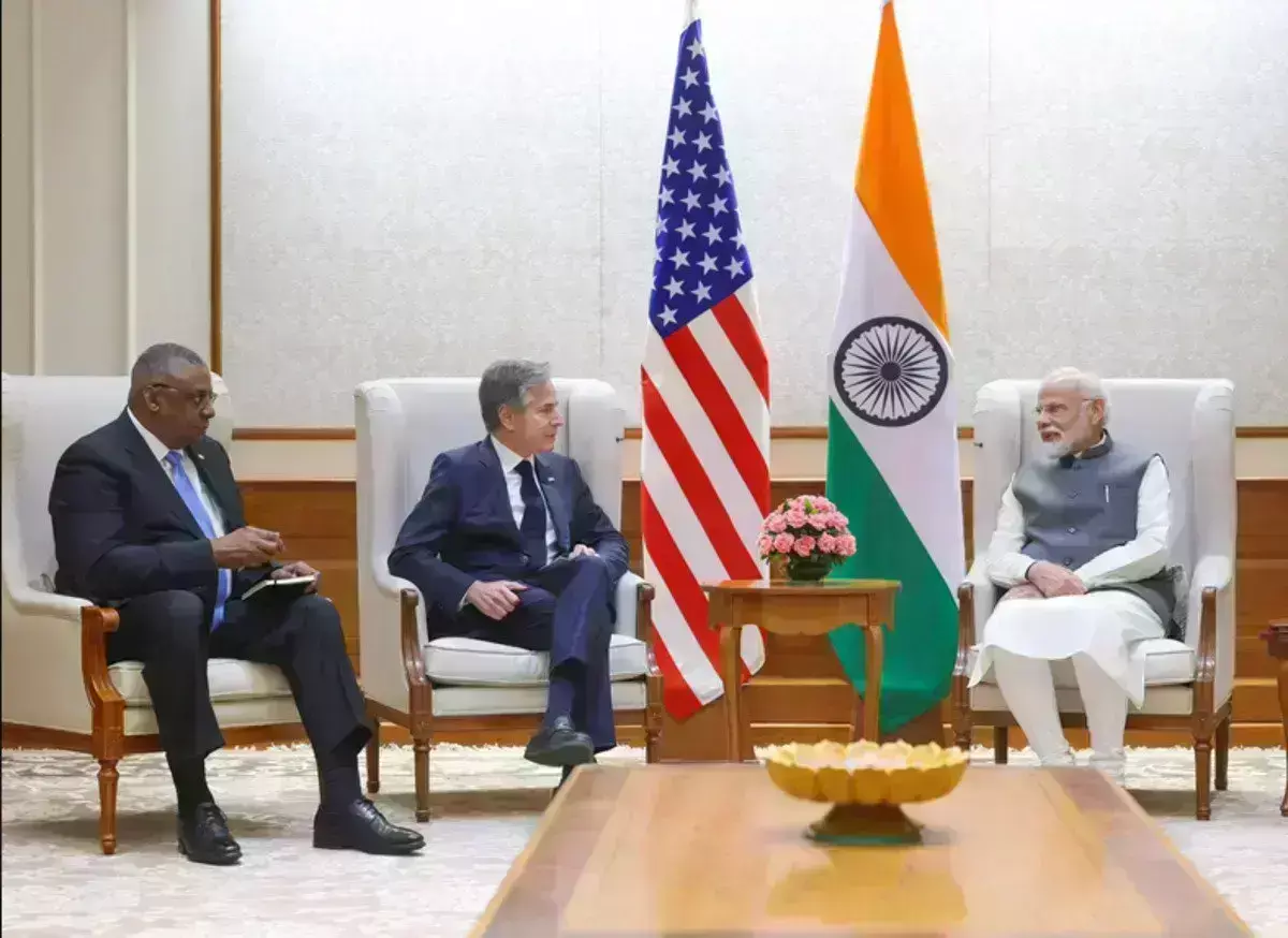 अमेरिका के विदेश मंत्री एंटनी ब्लिंकन और रक्षा मंत्री लॉयड ऑस्टिन ने की पीएम मोदी से मुलाकात अमेरिका के विदेश मंत्री एंटनी ब्लिंकन और रक्षा मंत्री लॉयड ऑस्टिन ने की पीएम मोदी से मुलाकात