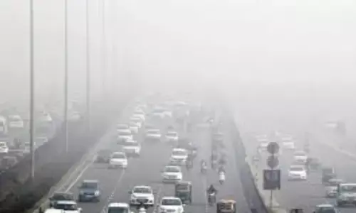 Air Pollution : दिल्ली-NCR की हवा में फिर घुला जहर, आंखों में जलन, सांस लेना मुश्किल, जानिए- आपके इलाके में कितना पहुंच गया है AQI Air Pollution : दिल्ली-NCR की हवा में फिर घुला जहर, आंखों में जलन, सांस लेना मुश्किल, जानिए- आपके इलाके में कितना पहुंच गया है AQI