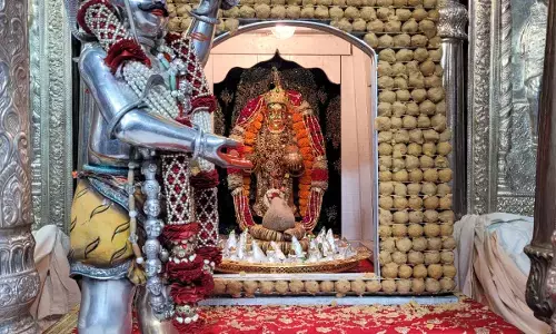 काशी में अन्नकूट पर्व की धूम! महादेव को 21 क्विंटल व माता अन्नपूर्णा को 151 क्विंटल का चढ़ा भोग...