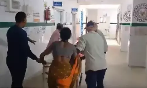 बिहार में प्रेम प्रसंग को लेकर हुई गोलीबारी, लड़की समेत तीन की मौत और तीन गंभीर घायल बिहार में प्रेम प्रसंग को लेकर हुई गोलीबारी, लड़की समेत तीन की मौत और तीन गंभीर घायल