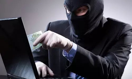 एक ज़माना था जब डकैती की खबर से प्रसाशन हिल जाता था, अब 23 हजार करोड़ की डकैती पर सब खामोश