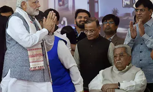 गुजरात का भूकम्प, जिसने गणतंत्र की जड़े हिला दी, उससे जन्मे सीएम नरेंद्र मोदी पीएम बनने तक किस्मत के धनी है!