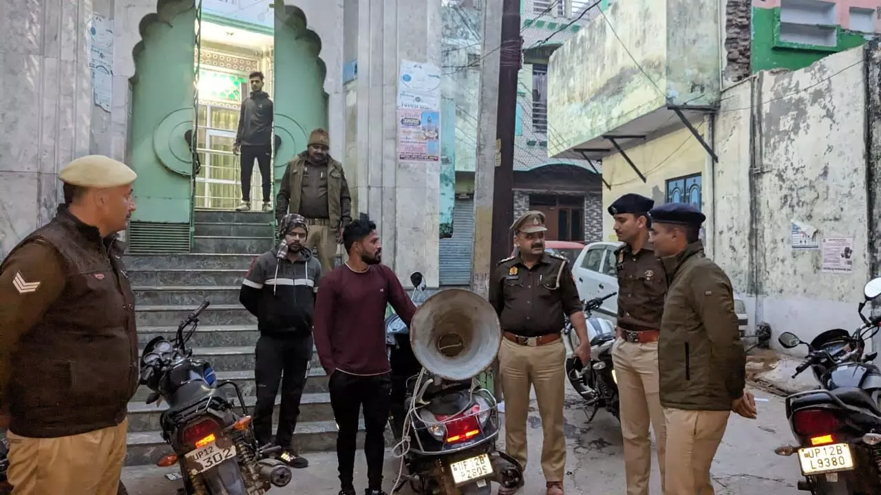 यूपी सरकार का एक्शन, मुजफ्फरनगर पुलिस ने धार्मिक व सार्वजनिक स्थलों पर लाउडस्पीकर किए गए चेक! हटवाए गए अवैध लाउडस्पीकर