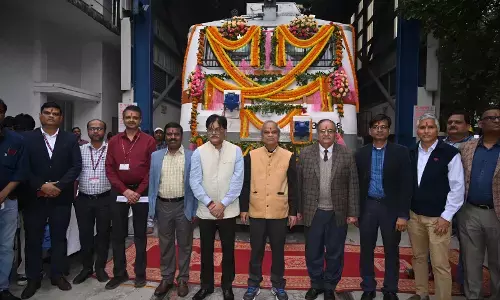 बनारस रेल इंजन कारखाना निर्मित 10000वां रेल इंजन राष्ट्र को समर्पित