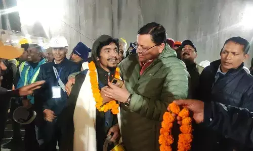 Uttarkashi Tunnel Rescue LIVE : 17 दिन बाद सिल्क्यारा टनल से बाहर आए सभी 41 मजदूर, 17 दिन बाद पूरा हुआ रेस्क्यू ऑपरेशन Uttarkashi Tunnel Rescue LIVE : 17 दिन बाद सिल्क्यारा टनल से बाहर आए सभी 41 मजदूर, 17 दिन बाद पूरा हुआ रेस्क्यू ऑपरेशन