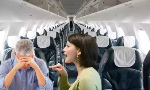 OMG!! फ्लाइट में भिड़े पति-पत्नी, दिल्ली में करानी पड़ी इमरजेंसी लैंडिंग! जानिए- पूरा मामला