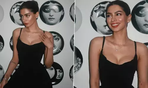 Khushi Kapoor Sexy Video: ख़ुशी कपूर ने सेक्सी ड्रेस में गिराई बिजली, सेक्सी फोटो देख हो जायेगा दिल खुश Khushi Kapoor Sexy Video: ख़ुशी कपूर ने सेक्सी ड्रेस में गिराई बिजली, सेक्सी फोटो देख हो जायेगा दिल खुश