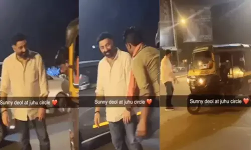 рдирд╢реЗ рдореЗрдВ рд╕рдиреА рджреЗрдУрд▓, рдореБрдВрдмрдИ рдХреА рд╕рдбрд╝рдХреЛрдВ рдкрд░ рд▓рдбрд╝рдЦрдбрд╝рд╛рддреЗ рджрд┐рдЦреЗ? рд╕рдиреА рджреЗрдУрд▓ рдиреЗ рдЦреБрдж рд╡реАрдбрд┐рдпреЛ рдЬрд╛рд░реА рдХрд░ рдмрддрд╛рдпрд╛ рдХреНрдпрд╛ рд╣реИ рд╕рдЪ? рдирд╢реЗ рдореЗрдВ рд╕рдиреА рджреЗрдУрд▓, рдореБрдВрдмрдИ рдХреА рд╕рдбрд╝рдХреЛрдВ рдкрд░ рд▓рдбрд╝рдЦрдбрд╝рд╛рддреЗ рджрд┐рдЦреЗ? рд╕рдиреА рджреЗрдУрд▓ рдиреЗ рдЦреБрдж рд╡реАрдбрд┐рдпреЛ рдЬрд╛рд░реА рдХрд░ рдмрддрд╛рдпрд╛ рдХреНрдпрд╛ рд╣реИ рд╕рдЪ?