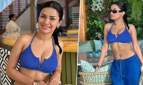 Avneet Kaur ने सेक्सी ब्लू आउटफिट पहन दिए किलर पोज, एक्ट्रेस की हॉट तस्वीरें सोशल मीडिया पर हुई वायरल (View Pics) Avneet Kaur ने सेक्सी ब्लू आउटफिट पहन दिए किलर पोज, एक्ट्रेस की हॉट तस्वीरें सोशल मीडिया पर हुई वायरल (View Pics)