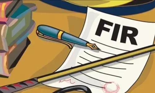 बिजली विभाग के जेई के ऊपर हमला करने वाले तीन लोगों के खिलाफ रिपोर्ट दर्ज बिजली विभाग के जेई के ऊपर हमला करने वाले तीन लोगों के खिलाफ रिपोर्ट दर्ज