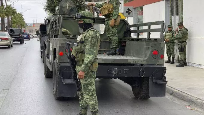 Mexico News: अपराधियों और ग्रामीणों में हुआ भीषण संघर्ष, 11 लोगों की मौत Mexico News: अपराधियों और ग्रामीणों में हुआ भीषण संघर्ष, 11 लोगों की मौत