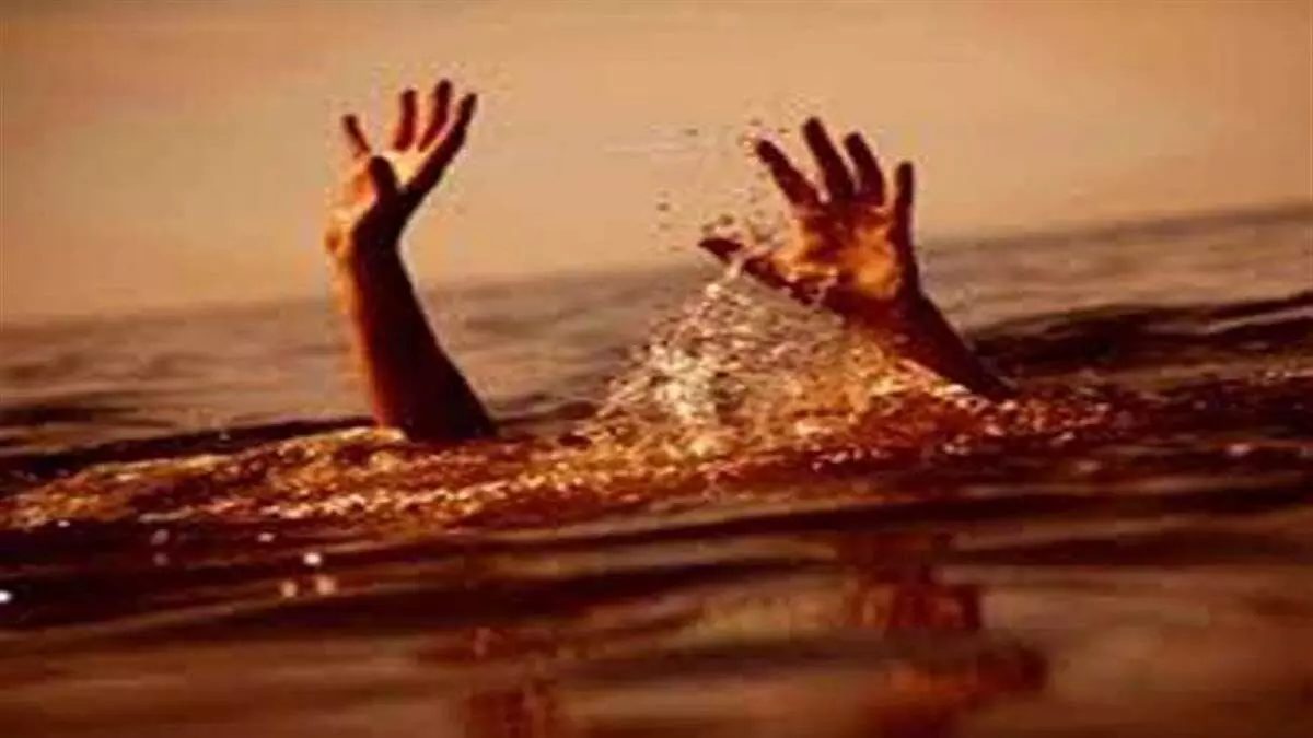 रामगंगा नदी में डूबने से युवक की मौत, ग्रामीणों ने शव को नदी से किया बरामद