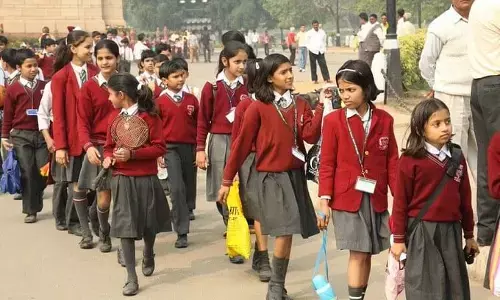 यूपी में प्राइमरी में पढ़ने वाले बच्चों को लेकर किया सीएम योगी ने बढ़ा ऐलान यूपी में प्राइमरी में पढ़ने वाले बच्चों को लेकर किया सीएम योगी ने बढ़ा ऐलान