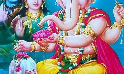 Ganesh Special: इस मंत्र से करें भगवान गणेश की पूजा, हर दुख होगा दूर...