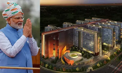PM मोदी ने दुनिया के सबसे बड़े कार्यालय भवन सूरत डायमंड बोर्स का किया उद्घाटन, जानिए- 15 मंजिलों वाले 9 टॉवर में...क्या-क्या है खास! PM मोदी ने दुनिया के सबसे बड़े कार्यालय भवन सूरत डायमंड बोर्स का किया उद्घाटन, जानिए- 15 मंजिलों वाले 9 टॉवर में...क्या-क्या है खास!