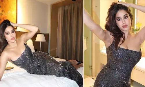Janhvi Kapoor Sexy Videos: Janhvi Kapoor ने सेक्सी आउटफिट पहन गिराई बिजली, हॉटनेस देख घायल हुए यूजर्स Janhvi Kapoor Sexy Videos: Janhvi Kapoor ने सेक्सी आउटफिट पहन गिराई बिजली, हॉटनेस देख घायल हुए यूजर्स