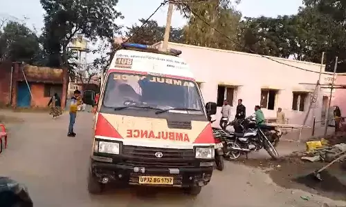 मुजफ्फरनगर : रोडवेज बस के ब्रेक फेल, कई लोगों को किया घायल, ड्राइवर बस लेकर मौके से फरार मुजफ्फरनगर : रोडवेज बस के ब्रेक फेल, कई लोगों को किया घायल, ड्राइवर बस लेकर मौके से फरार