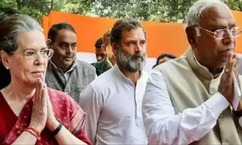 Ram Mandir News: सोनिया और खरगे को प्राण-प्रतिष्ठा समारोह के लिए मिला निमंत्रण, इन नेताओं को भी भेजा गया न्योता