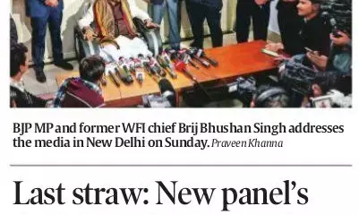 अमर उजाला ने हिरासत में मौत की खबर नहीं दी, जांच का आदेश भी खबर नहीं है लेकिन एक हत्या की खबर टॉप पर