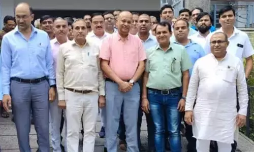 जनता का विश्वास जीत रहे पूर्व जिलाधिकारी बीएन सिंह