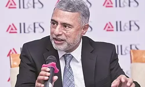 सीएस राजन बने कोटक महिंद्रा बैंक के चेयरमैन, RBI ने दी मंजूरी सीएस राजन बने कोटक महिंद्रा बैंक के चेयरमैन, RBI ने दी मंजूरी