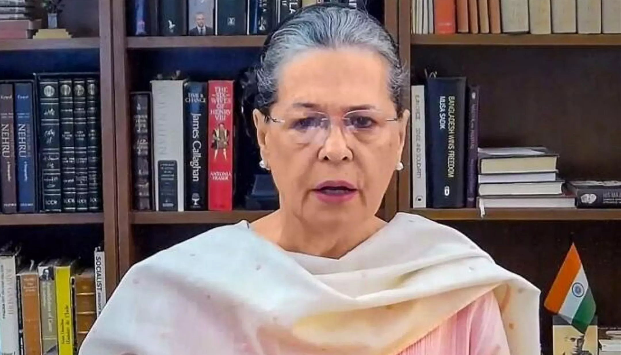 Sonia Ghandhi News: सोनिया गांधी और खड़गे राम मंदिर उद्घाटन में शामिल होंगे या नहीं? कांग्रेस ने दिया अपडेट Sonia Ghandhi News: सोनिया गांधी और खड़गे राम मंदिर उद्घाटन में शामिल होंगे या नहीं? कांग्रेस ने दिया अपडेट