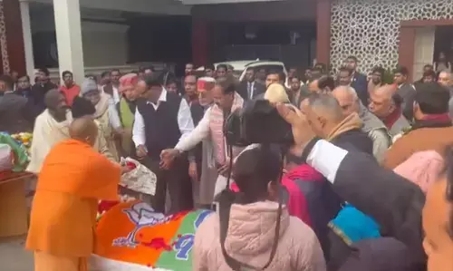 बीजेपी के वरिष्ठ नेता और किसान मोर्चा के प्रभारी हृदयनाथ सिंह का निधन, सीएम योगी ने दी श्रद्धांजलि बीजेपी के वरिष्ठ नेता और किसान मोर्चा के प्रभारी हृदयनाथ सिंह का निधन, सीएम योगी ने दी श्रद्धांजलि