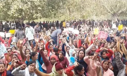 अनुदेशकों को नहीं मिला दिसंबर माह का मानदेय, अनुदेशकों में बढ़ा रोष अनुदेशकों को नहीं मिला दिसंबर माह का मानदेय, अनुदेशकों में बढ़ा रोष