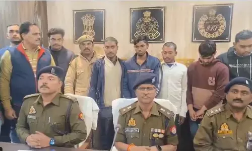 चित्रकूट से बड़ी खबर: 10 जनवरी को सड़क किनारे महिला की अर्धनग्न अवस्था मे मिली सिर कुचली लाश का किया खुलासा, आरोपी किए गिरफ्तार चित्रकूट से बड़ी खबर: 10 जनवरी को सड़क किनारे महिला की अर्धनग्न अवस्था मे मिली सिर कुचली लाश का किया खुलासा, आरोपी किए गिरफ्तार