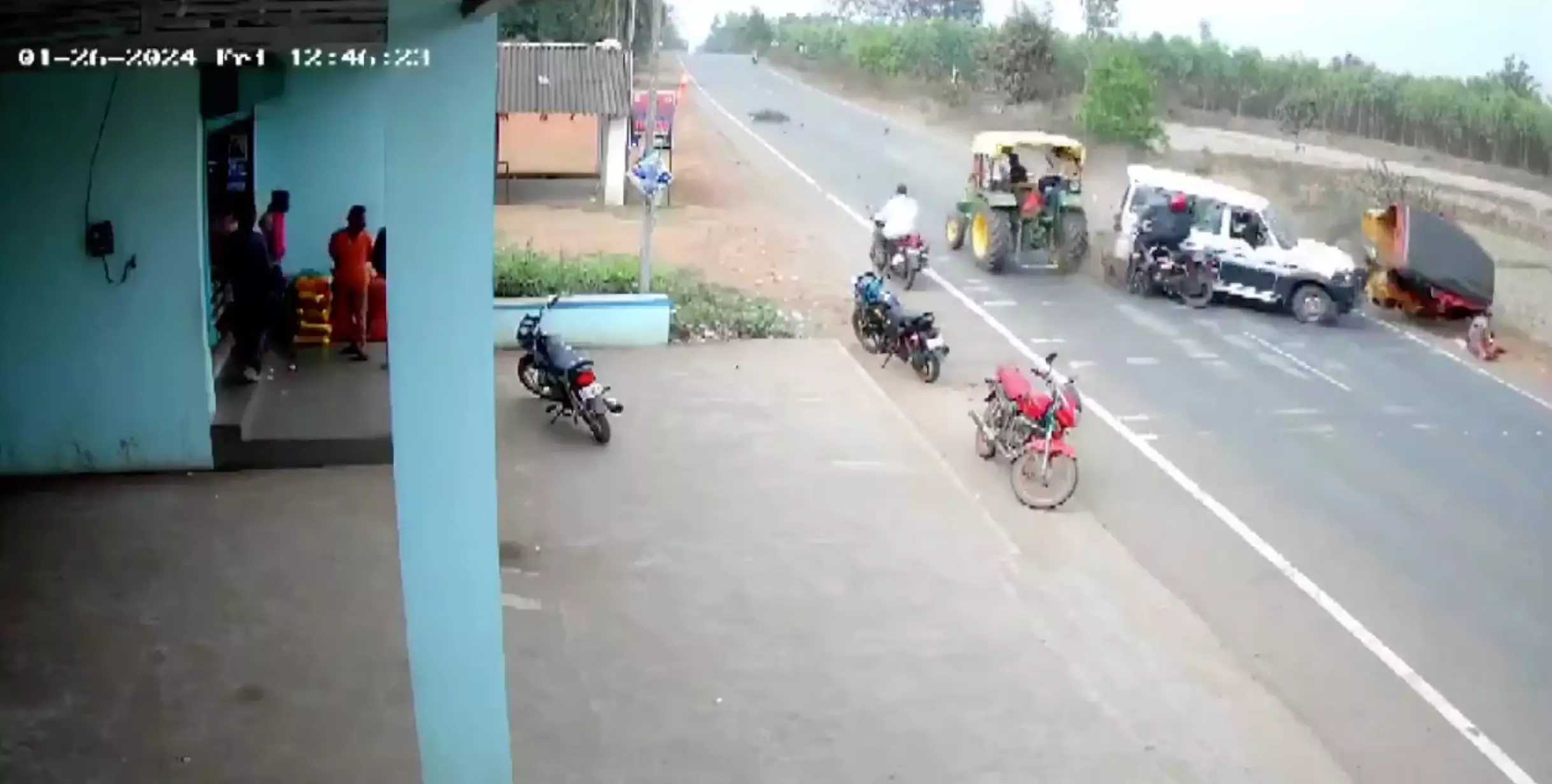 ओडिशा में दर्दनाक हादसे में 7 मौतों का LIVE VIDEO देखकर रूह कांप जाएगी!