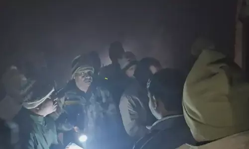 बरेली में मां-बेटे की गोली मारकर हत्या, गणतंत्र दिवस की देर शाम दोहरे हत्याकांड से मचा हड़कंप बरेली में मां-बेटे की गोली मारकर हत्या, गणतंत्र दिवस की देर शाम दोहरे हत्याकांड से मचा हड़कंप