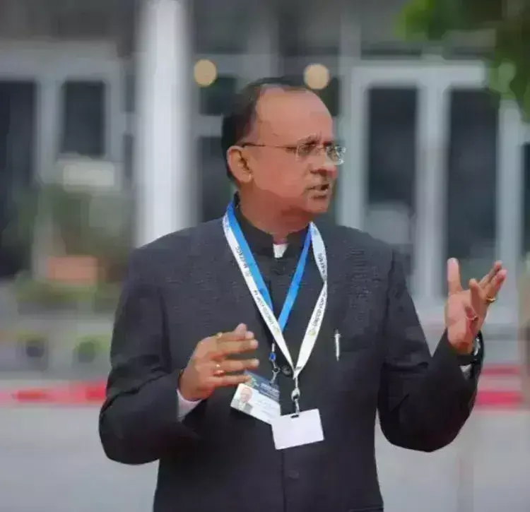 पूर्व जिलाधिकारी बीएन सिंह पर दांव लगा सकती है भाजपा, जानिए क्यों? पूर्व जिलाधिकारी बीएन सिंह पर दांव लगा सकती है भाजपा, जानिए क्यों?