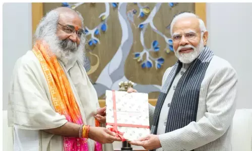 कौन है आचार्य प्रमोद कृष्णम, जिनके आश्रम में आएंगे पीएम मोदी कौन है आचार्य प्रमोद कृष्णम, जिनके आश्रम में आएंगे पीएम मोदी