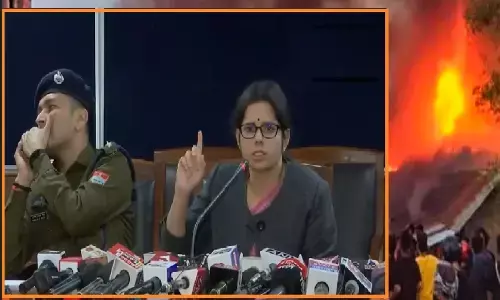 Haldwani Violence: पुलिसकर्मियों को जिंदा जलाने की कोशिश की गई, हल्द्वानी हिंसा की साजिश डीएम ने किया खुलासा