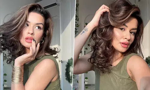 Avneet Kaur Sexy Video: Avneet Kaur के स्टनिंग वीडियो में ढाया जलवा, फैंस हुए दीवाने Avneet Kaur Sexy Video: Avneet Kaur के स्टनिंग वीडियो में ढाया जलवा, फैंस हुए दीवाने
