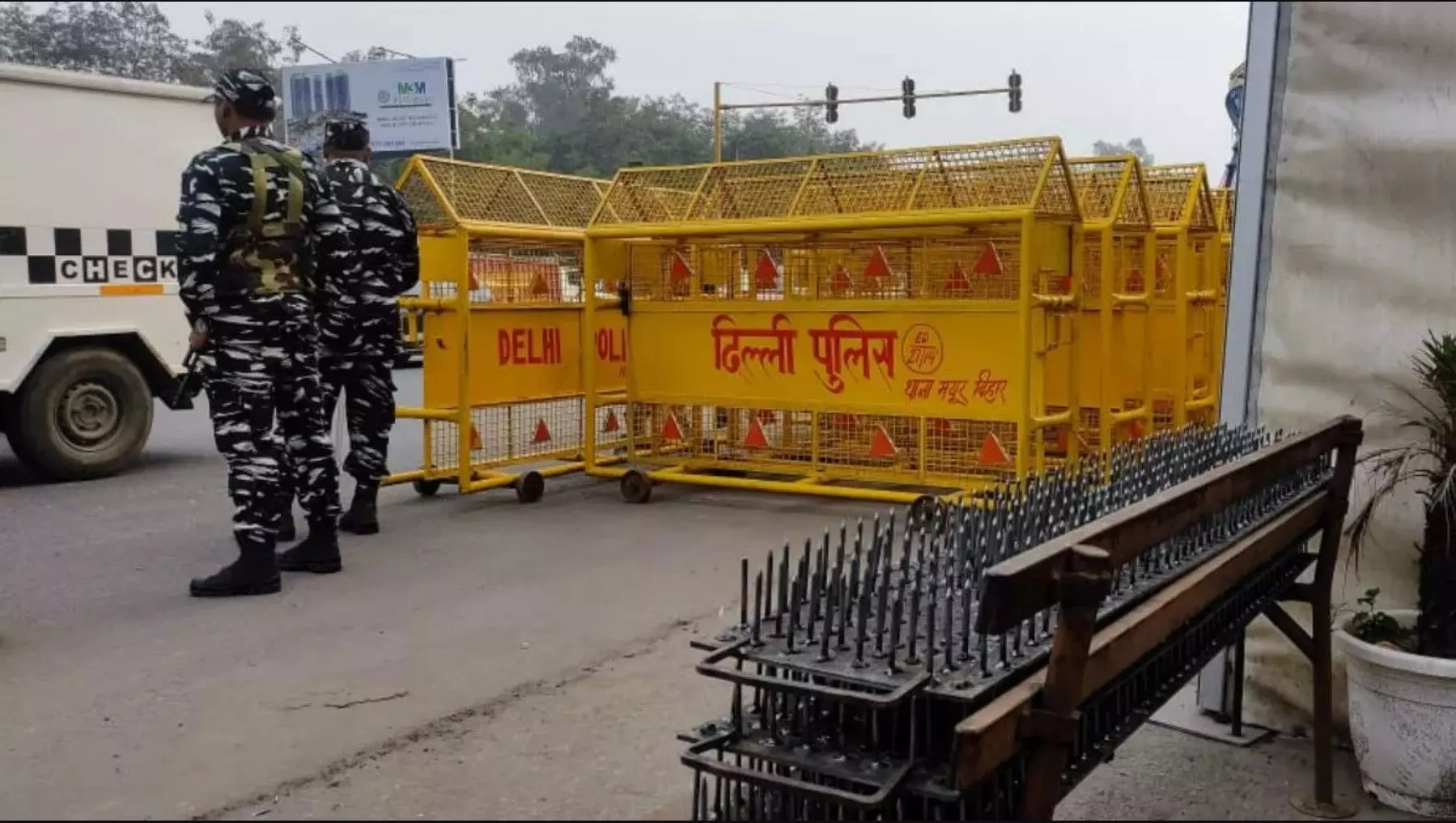 Farmers Protest 2.0: किसान आंदोलन के चलते आवाजाही हुई प्रभावित, 8 मेट्रो स्टेशनों के गेट किए गए बंद