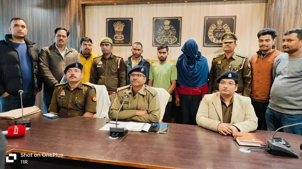 चित्रकूट से बड़ी खबर: क़ातिलों के स्कोर्पियो गाड़ी और महंगे शौक़ ने सुधांशु की ज़िंदगी को किया खत्म, एसपी अरुण कुमार सिंह ने किया खुलासा चित्रकूट से बड़ी खबर: क़ातिलों के स्कोर्पियो गाड़ी और महंगे शौक़ ने सुधांशु की ज़िंदगी को किया खत्म, एसपी अरुण कुमार सिंह ने किया खुलासा