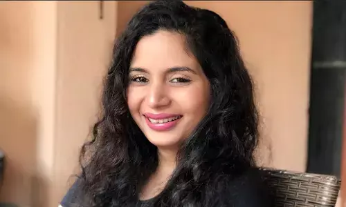 Singer Mallika Rajput Death: संदिग्ध परिस्थितियों में पंखे से लटका मिला सिंगर का शव, पुलिस ने शुरू की जांच Singer Mallika Rajput Death: संदिग्ध परिस्थितियों में पंखे से लटका मिला सिंगर का शव, पुलिस ने शुरू की जांच