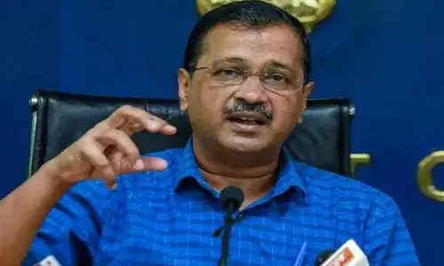 Delhi Liquor Case: कोर्ट में वर्चुअली पेश हुए CM केजरीवाल, बोले- विश्वास प्रस्ताव की वजह से खुद नहीं आ सका Delhi Liquor Case: कोर्ट में वर्चुअली पेश हुए CM केजरीवाल, बोले- विश्वास प्रस्ताव की वजह से खुद नहीं आ सका