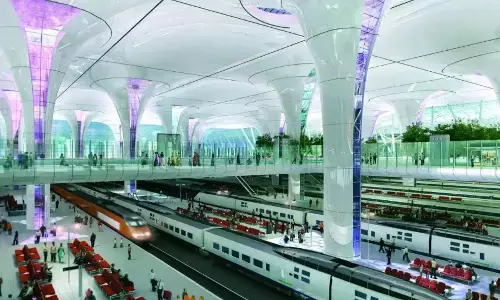 Delhi Railway Station: नई दिल्ली रेलवे स्टेशन की भीड़ घटेगी! एयरपोर्ट स्टाइल में बन रहा एक और बड़ा जंक्शन