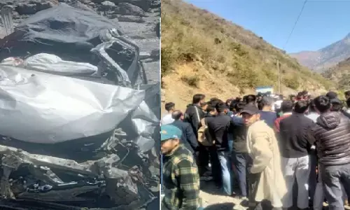 Road Accident in Uttarakhand: उत्तराखंड में बड़ा हादसा, गहरी खाई में गिरी कार, छह लोगों की दर्दनाक मौत