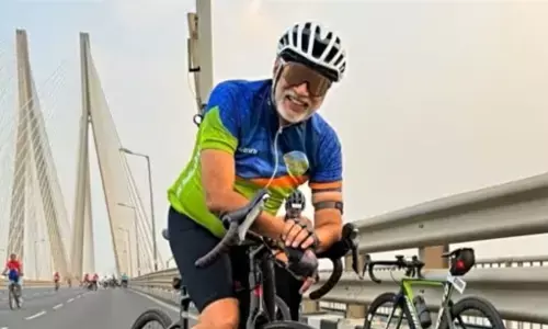 Mumbai News : इंटेल इंडिया के पूर्व प्रमुख की हुई सड़क दुर्घटना में मौत, तेज रफ्तार वाहन की चपेट में आने से गई जान