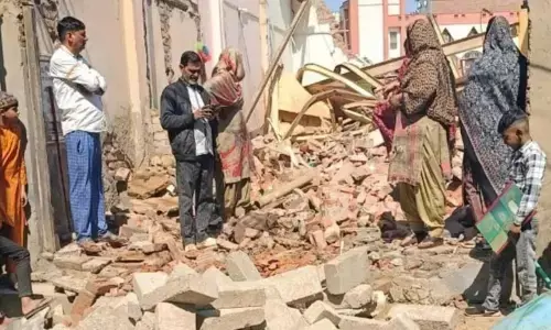 DDA Demolition: दिल्ली में रैट माइनर के घर पर चला बुलडोजर, उत्तराखंड की टनल में फंसे 41 मजदूरों को बचाने में की थी मदद