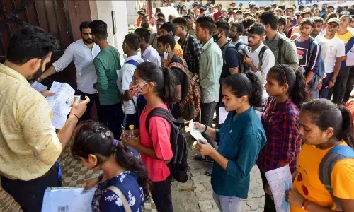 BPSC Bihar Teacher Bharti: рдмрд┐рд╣рд╛рд░ рдореЗрдВ рд╢рд┐рдХреНрд╖рдХреЛрдВ рдХреА рдирд┐рдХрд▓реА рдмрдВрдкрд░ рднрд░реНрддрд┐рдпрд╛рдВ, рдЗрд╕ рддрд╛рд░реАрдЦ рд╕реЗ рдХрд░реЗрдВ рдЕрдкреНрд▓рд╛рдИ BPSC Bihar Teacher Bharti: рдмрд┐рд╣рд╛рд░ рдореЗрдВ рд╢рд┐рдХреНрд╖рдХреЛрдВ рдХреА рдирд┐рдХрд▓реА рдмрдВрдкрд░ рднрд░реНрддрд┐рдпрд╛рдВ, рдЗрд╕ рддрд╛рд░реАрдЦ рд╕реЗ рдХрд░реЗрдВ рдЕрдкреНрд▓рд╛рдИ