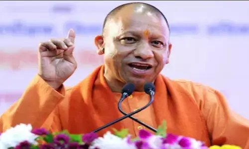 DA Hike: होली से पहले योगी सरकार का बड़ा तोहफा... कर्मचारियों के डीए में 4% का इजाफा DA Hike: होली से पहले योगी सरकार का बड़ा तोहफा... कर्मचारियों के डीए में 4% का इजाफा