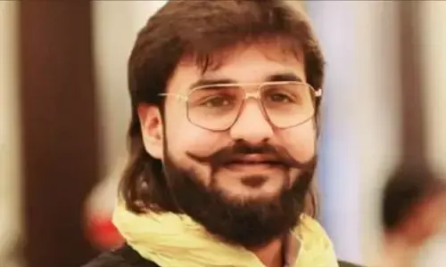 Abbas Ansari Case: मुख्तार अंसारी के बेटे अब्बास अंसारी को बडी राहत, असलहा लाइसेंस मामले में सुप्रीम कोर्ट से मिली जमानत Abbas Ansari Case: मुख्तार अंसारी के बेटे अब्बास अंसारी को बडी राहत, असलहा लाइसेंस मामले में सुप्रीम कोर्ट से मिली जमानत