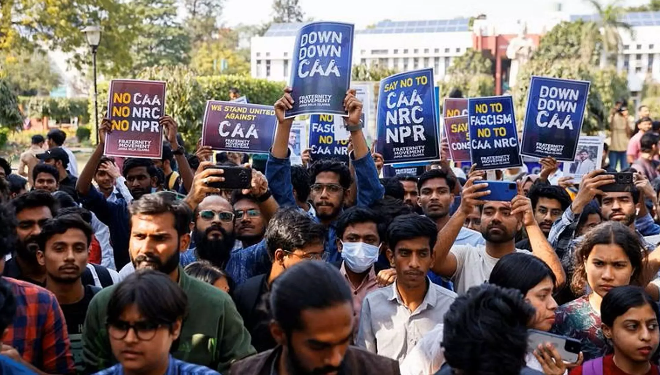 Citizenship (Amendment) Act, 2019: CAA के खिलाफ दाखिल 200 से ज्यादा याचिकाएं, सुप्रीम कोर्ट आज से शुरू करेगा सुनवाई Citizenship (Amendment) Act, 2019: CAA के खिलाफ दाखिल 200 से ज्यादा याचिकाएं, सुप्रीम कोर्ट आज से शुरू करेगा सुनवाई