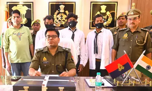 गुप्तरोग के नाम पर ईलाज करने वाले बंजारा गैंग के सदस्य गिरफ्तार गुप्तरोग के नाम पर ईलाज करने वाले बंजारा गैंग के सदस्य गिरफ्तार
