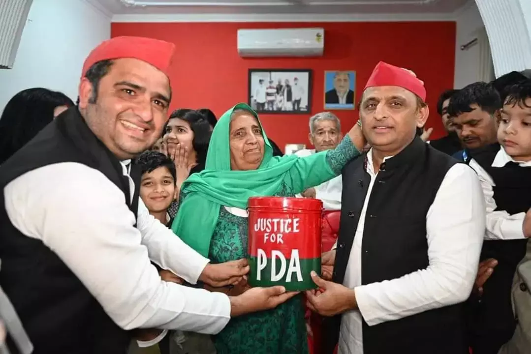 सपा ने बनाया राहुल अवाना को अपना उम्मीदवार,गुटबाजी के शिकार हुए डॉ महेंद्र नागर सपा ने बनाया राहुल अवाना को अपना उम्मीदवार,गुटबाजी के शिकार हुए डॉ महेंद्र नागर