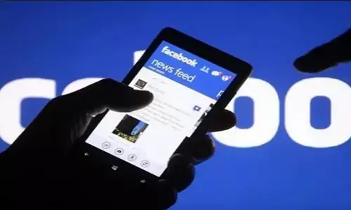 Facebook News Feature: चुनाव से पहले FACEBOOK ने हटाया ये फीचर, राजनीतिक पार्टियों को लगा बड़ा झटका!